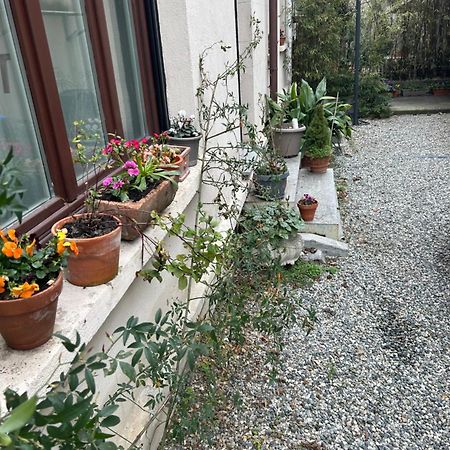 Apartamento Loft Crimea con patio Turín Exterior foto